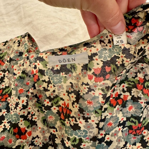 Doen solstice blouse in sissinghurst floral - size XS - excellent condition - Picture 5 of 5